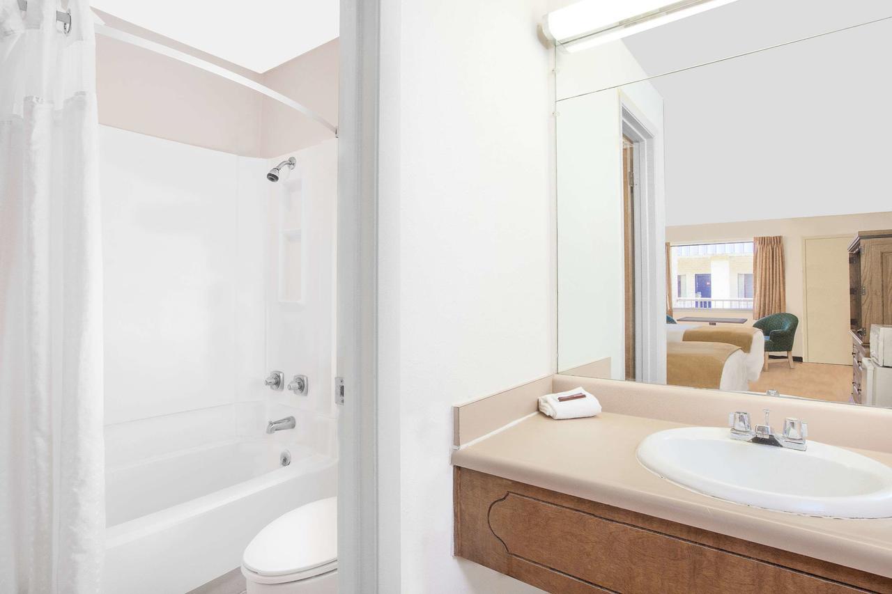 Knights Inn Crockett Εξωτερικό φωτογραφία